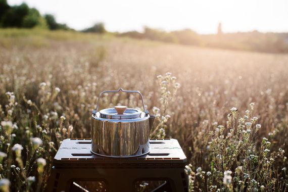 Чайник туристичний Tribe Kettle 1,2л сталевий з ситечком, Похідний чайник трайб для багаття, Чайник для кемпінгу і подорожей | Зображення 1
