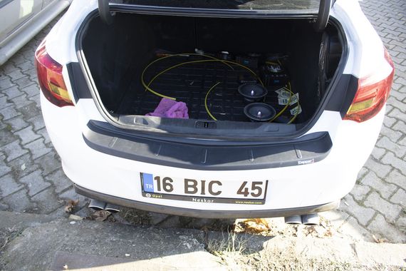 Накладка на задній бампер EuroCap (Sedan, ABS) для Opel Astra J 2010-2024 рр | Зображення 4