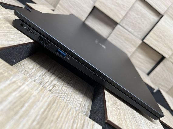 Ультрабук Gateway GWTC71427-BK / 14.1" (1920x1080) IPS Touch / Intel Core i7-1255U (10 (12) ядер по 2.8 - 4.7 GHz) / 8 GB DDR4 / 512 GB SSD M.2 / Intel UHD Graphics / WebCam б/у | Зображення 4