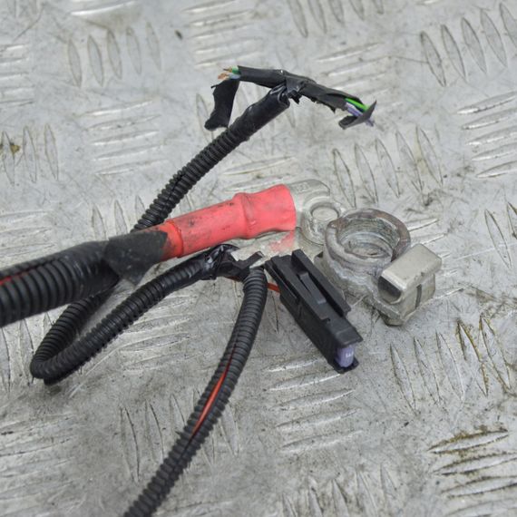 Клема акумулятора плюсова Ford Transit Custom VIII 2012-2020 Клема акб плюс Форд Транзит Кастом 7154042730 | Зображення 2