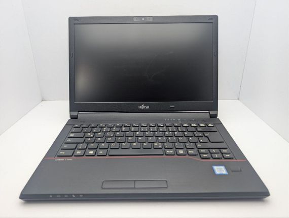 Ноутбук Fujitsu LifeBook E546 / 14" (1366x768) TN / Intel Core i5-6200U (2 (4) ядра по 2.3 - 2.8 GHz) / 8 GB DDR4 / 500 GB HDD / Intel HD Graphics 520 / WebCam б/у | Зображення 2