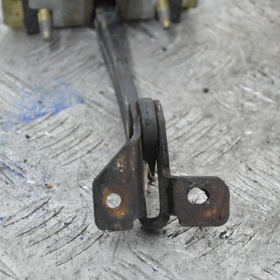 Обмежувач задніх лівих дверей Ford Transit 2000-2006 Обмежувач лівих дверей 180 градус Форд YC15V44101AE | Зображення 3