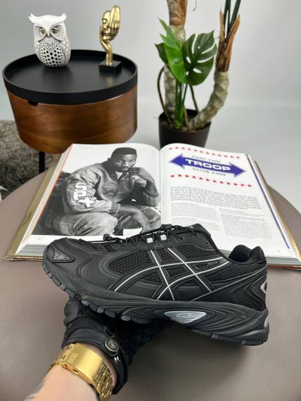 Мужские кроссовки ASICS Gel-Kahana TR V4 Black Grey Динаміка твого стилю весна / літо / осінь A4168