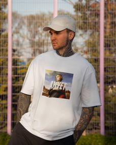Oversize футболка з принтом ahyet біла