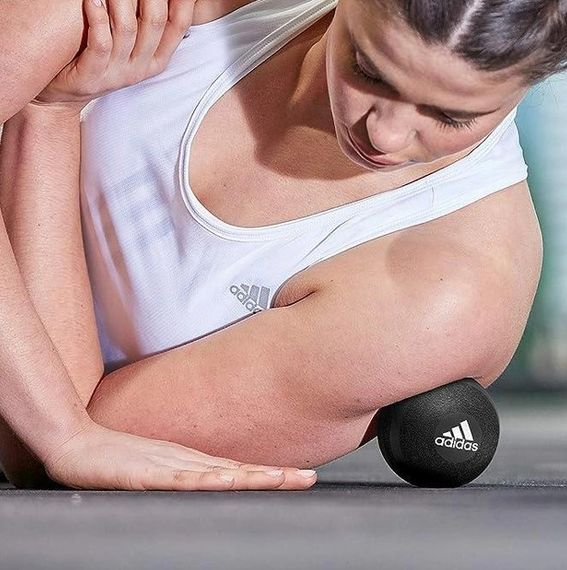 Масажний м'яч Adidas Massage Ball чорний Уні 8,3 x 8,3 x 8,3 см ADTB-11607 | Зображення 1