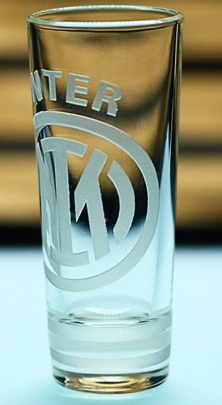 Скляна чарка 60мл ФК Internazionale Milano Інтер, з гравіюванням подарунок для фаната  футбольна стопка | Зображення 2