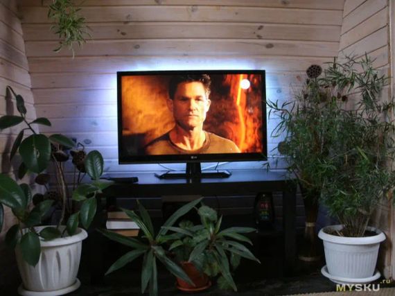 Лента светодиодная RGB 5050 2м с пультом для подсветки телевизора, монитора, мебели от USB | Зображення 5