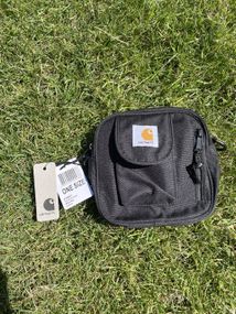 Месенджер Carhartt  .