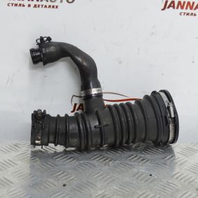 Патрубок повітря Ford Focus II C-Max 1.6 TDCI патрубок інтеркулера Форд Фокус Ц-Макс 3M519A673M