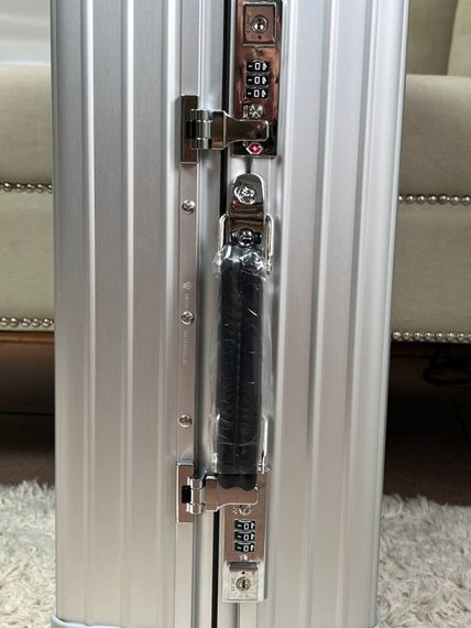 Валіза Rimowa Classic Check Suitcase 50×40×23 см c894 | Зображення 2