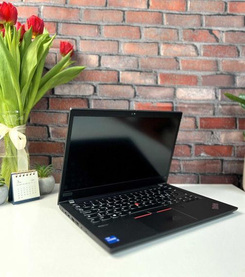 Ультрабук Lenovo ThinkPad T14 Gen 2 / 14" (1920x1080) IPS / Intel Core i5-1135G7 (4 (8) ядра по 4.2 GHz) / 16 GB DDR4 / 256 GB SSD M.2 / Intel Iris Xe Graphics / WebCam б/в | Зображення 4