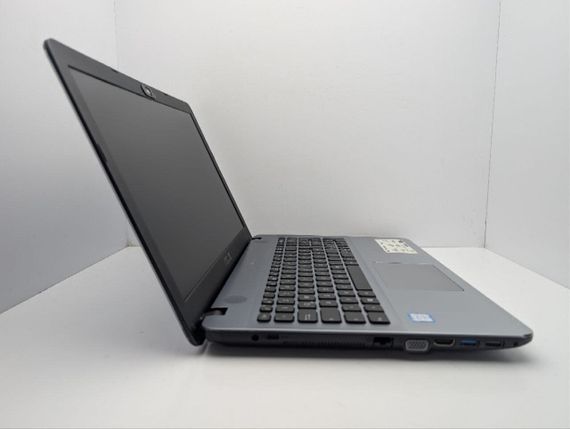 Ноутбук Asus X541U / 15.6" (1366x768) TN / Intel Core i3-6006U (2 (4) ядра по 2.0 GHz) / 10 GB DDR4 / 500 GB HDD / Intel HD Graphics 520 / WebCam / DVD-ROM б/у | Зображення 3