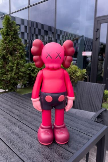 Статуетка Kaws Dissected Companion Blush  колекційна фігурка для інтер'єру 70 см червоний kw016 | Зображення 1