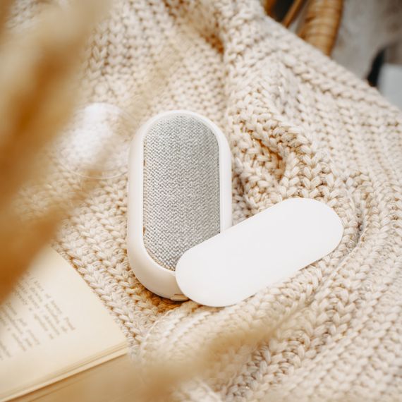 Машинка для удаления катышков Adler AD 9621 аккумуляторная для одежды и мебели | Зображення 7